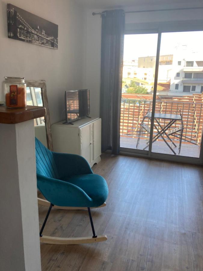 Superbe Studio A Canet En Roussillon Proche De La Plage Luaran gambar