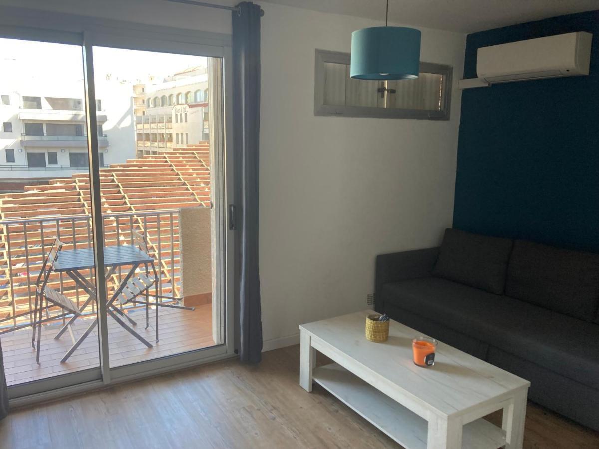 Superbe Studio A Canet En Roussillon Proche De La Plage Luaran gambar