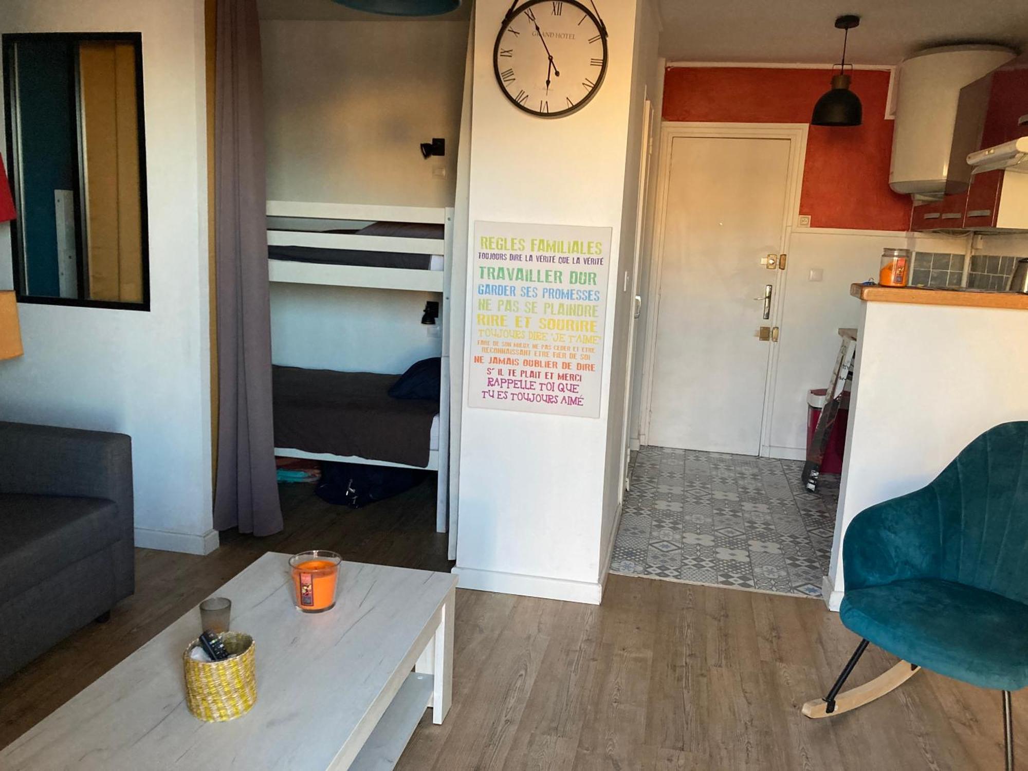 Superbe Studio A Canet En Roussillon Proche De La Plage Luaran gambar