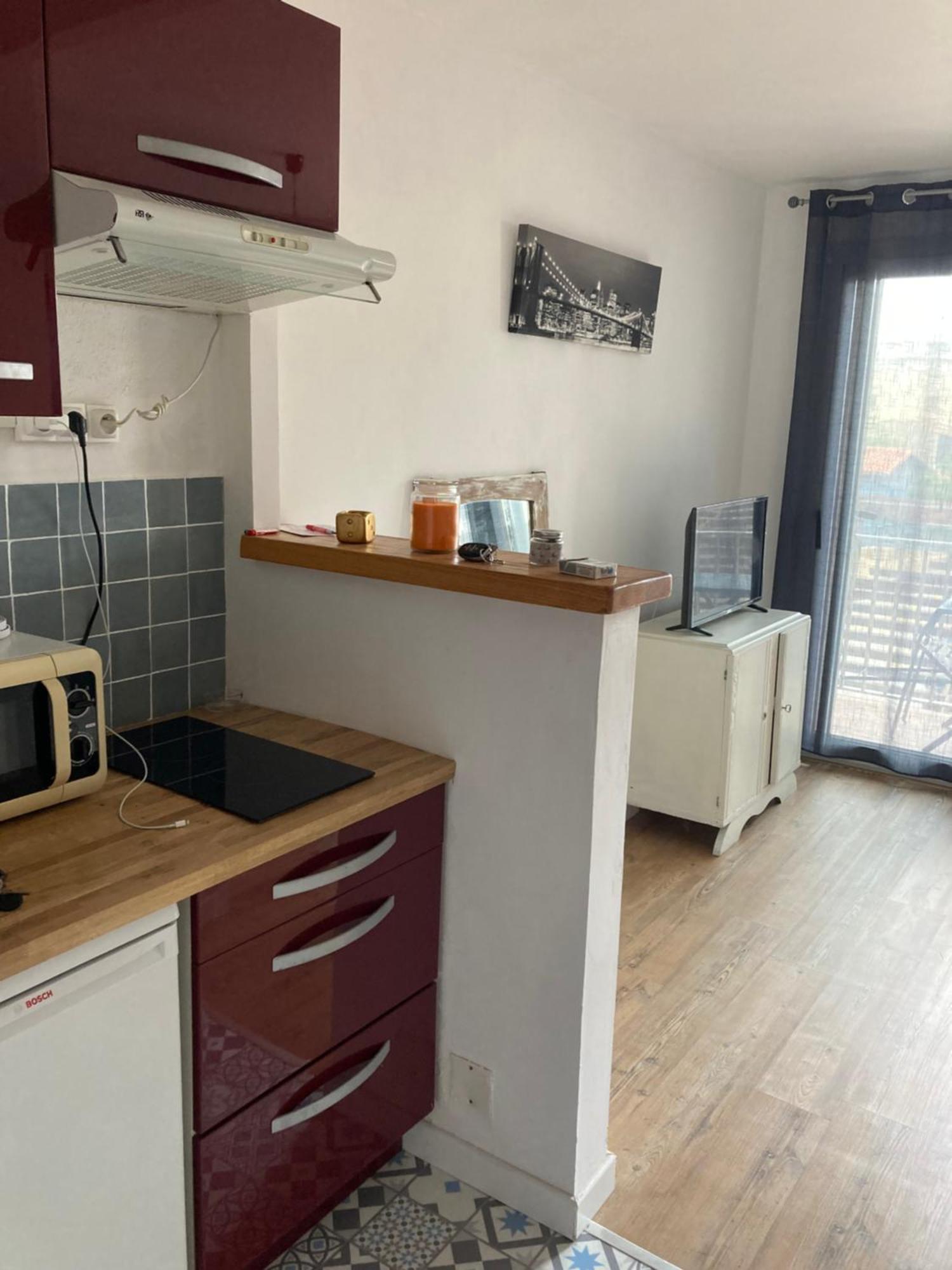 Superbe Studio A Canet En Roussillon Proche De La Plage Luaran gambar